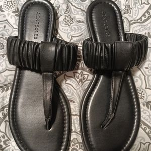 Woman's Aerosloes Cady, black, thong sandals